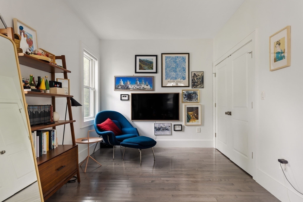 37 Claremon St, Davis Square