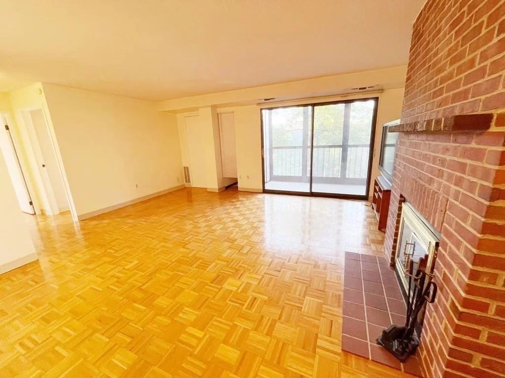 1580 Massachusetts Ave, Harvard Square