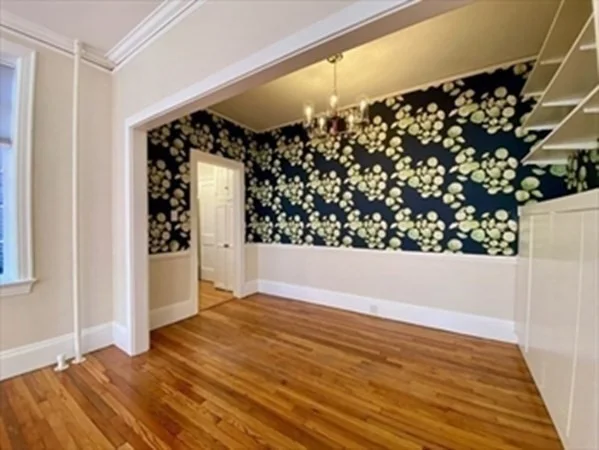 205 Mt Auburn St, West Cambridge