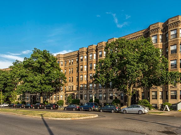 1 bed, 1 bath apartment for rent at 1144 Commonwealth Ave Unit 36, Allston — photo 6 of 6