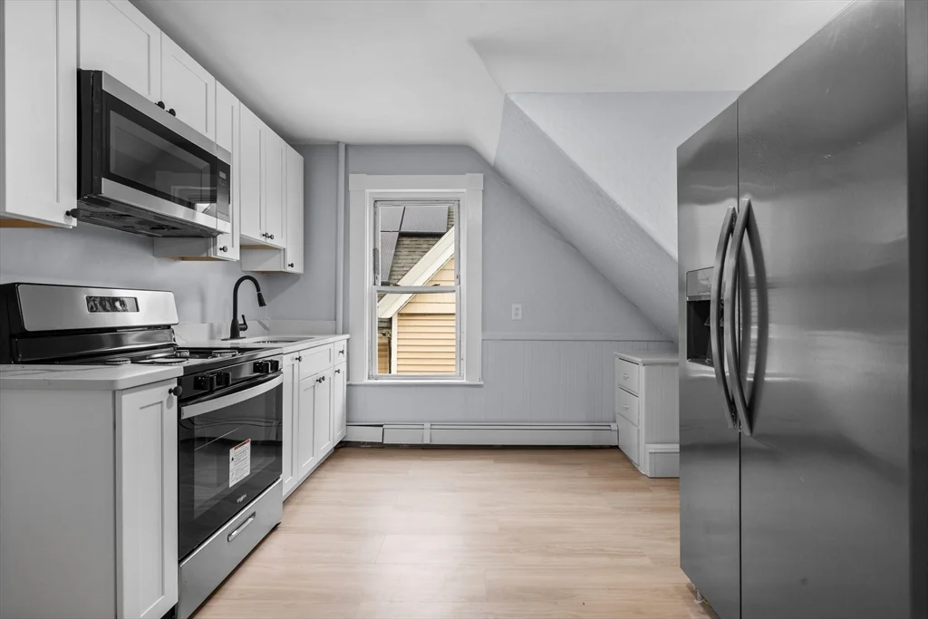 48 Hamilton Ave, Lynn