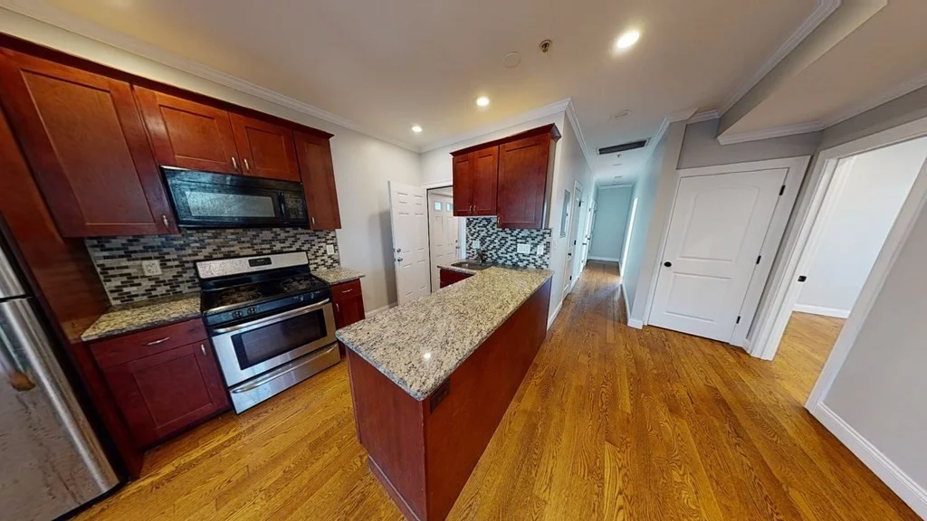27 Chestnut Ave, Jamaica Plain