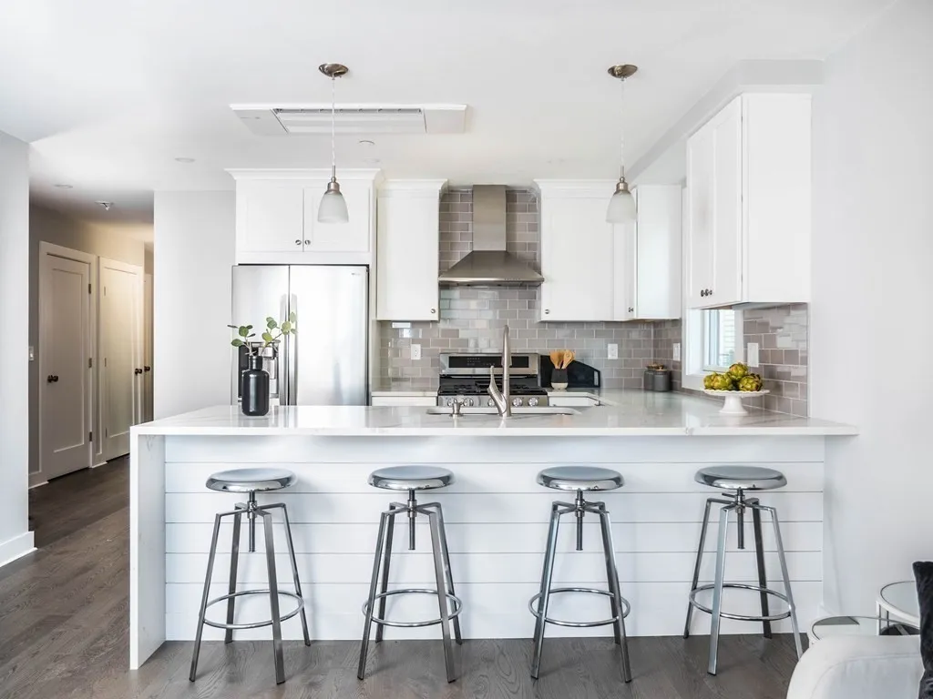 58 Byron St, East Boston