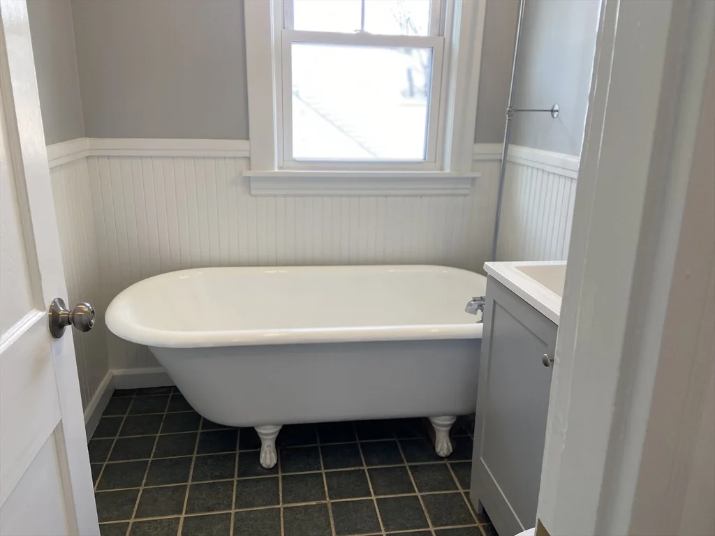 16 Taft St, Uxbridge