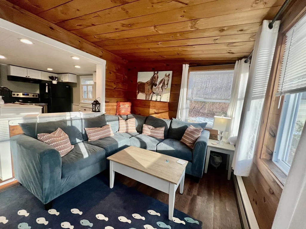 50 Browning Pond Cir, North Spencer