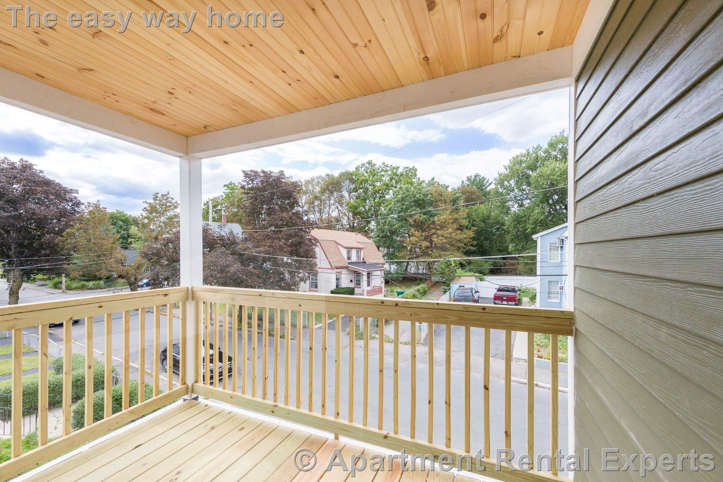 217 Arlington St, West Medford