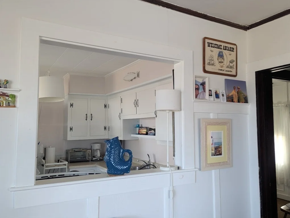12 Cove Rd, Little Neck