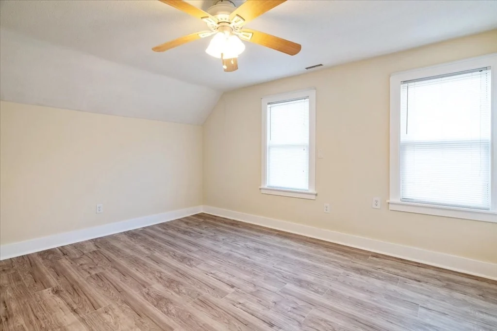 93 Carleton St, Haverhill