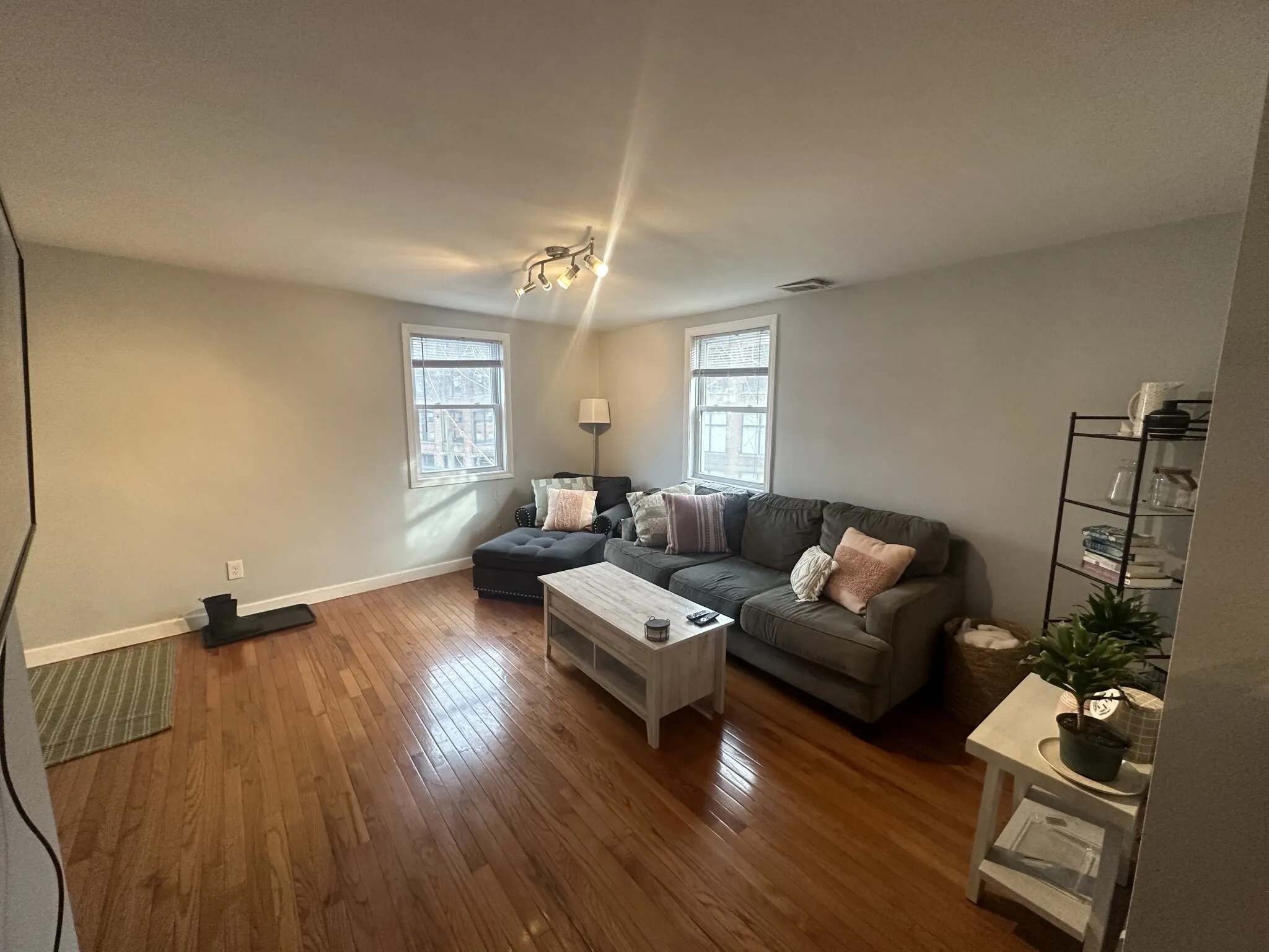 202 Third St, East Cambridge