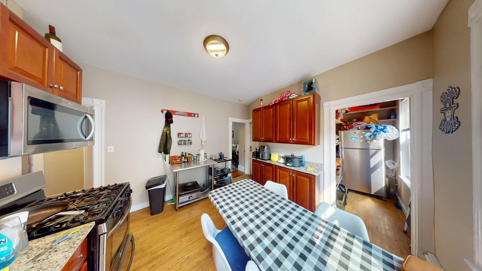 8 Sunset St, Mission Hill