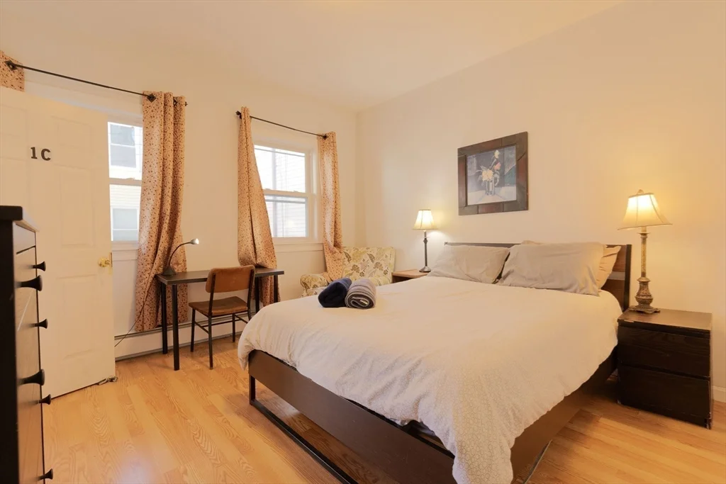 157 Perkins St, East Somerville