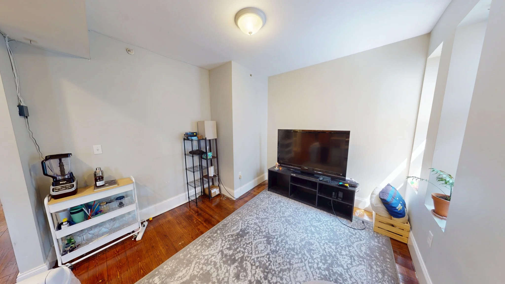 16 Sewall St, Mission Hill