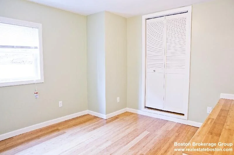 23 Evergreen, Jamaica Plain