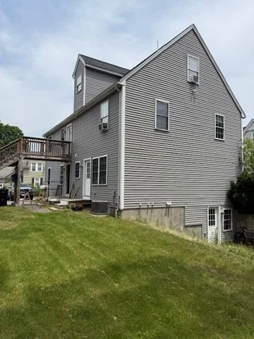 23 Grove St, Ayer