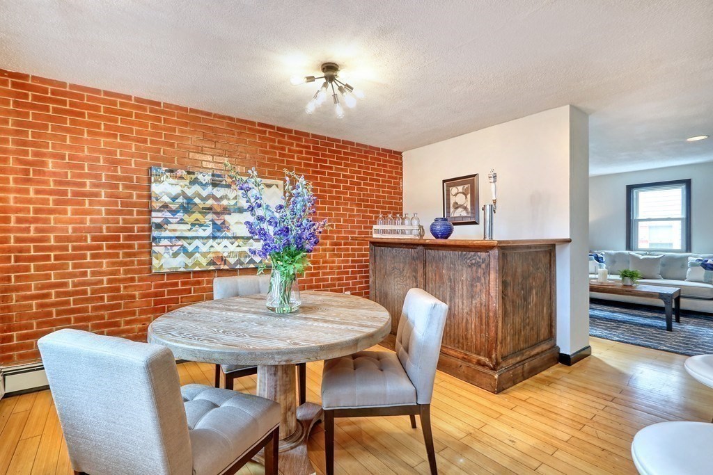 12 Jenkins St, South Boston