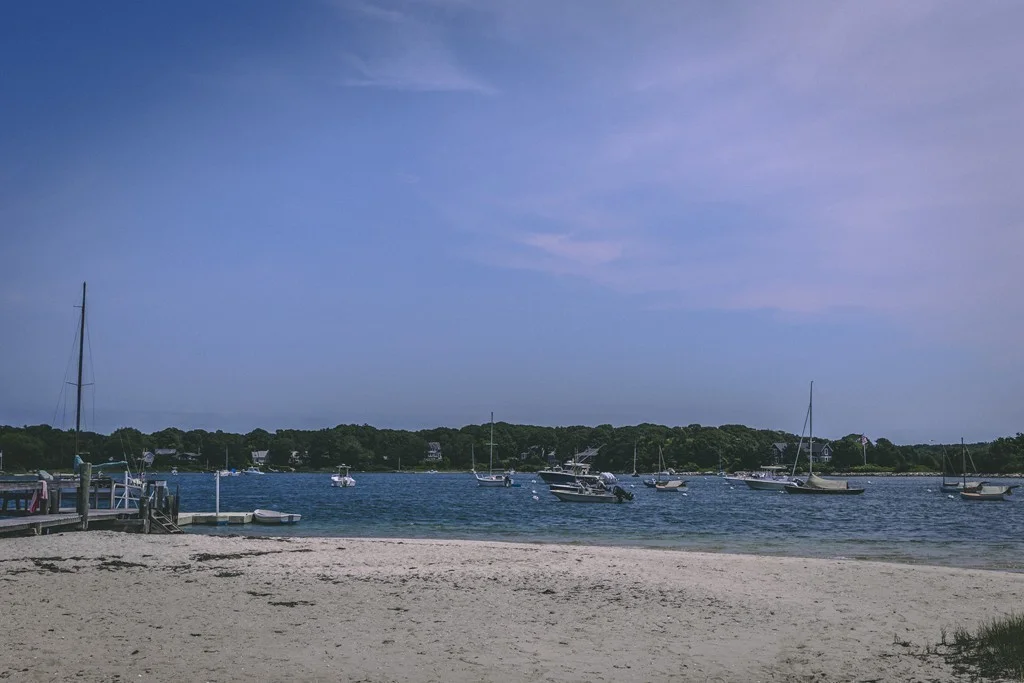 101 Associates Rd, Chapaquoit