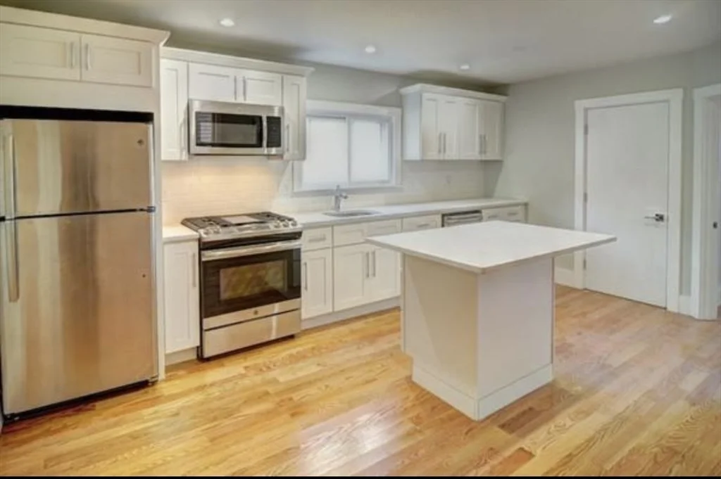 70 Wordsworth St, East Boston