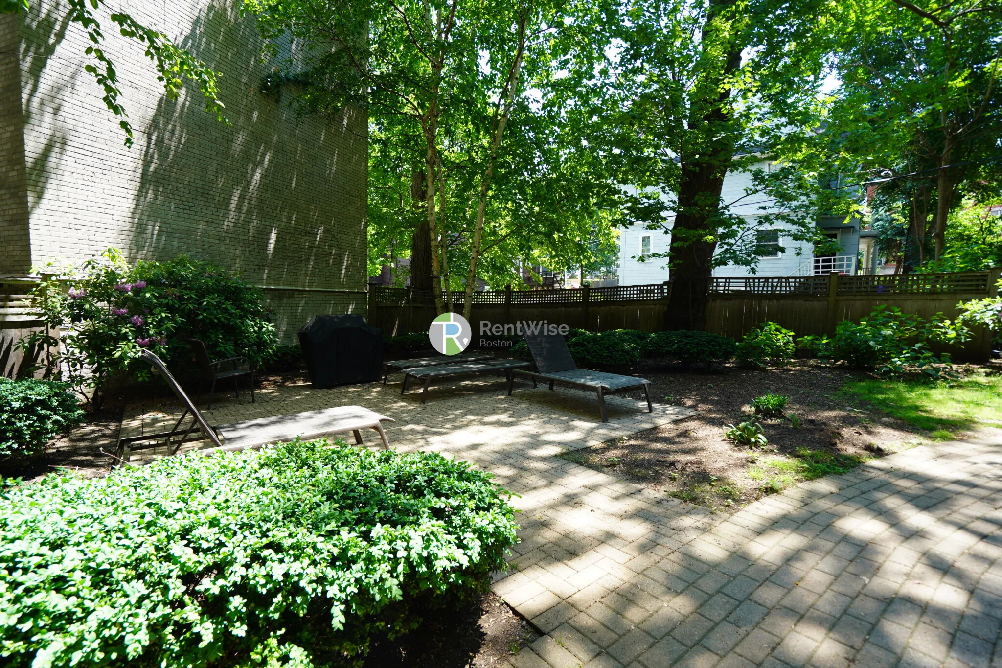 1850 Commonwealth Ave, Brighton