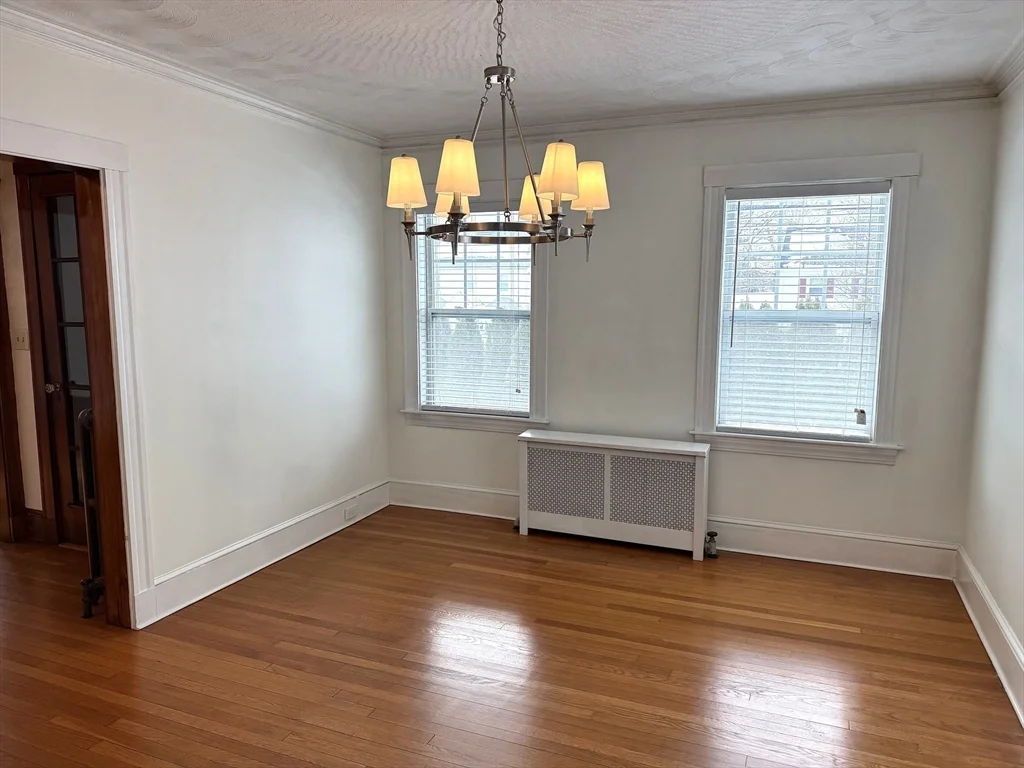 234 Brook Rd, Milton