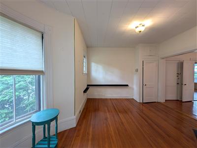 8 Hurlbut St, Neighborhood Nine