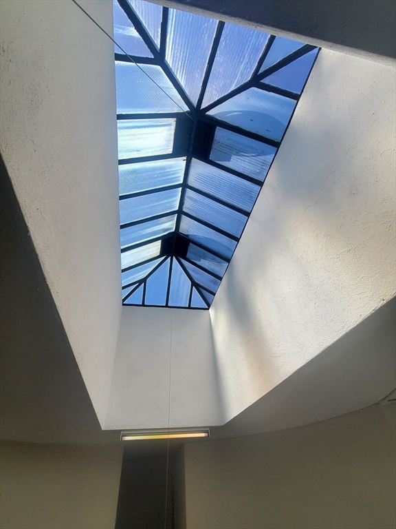 738 Washington St, Norwood