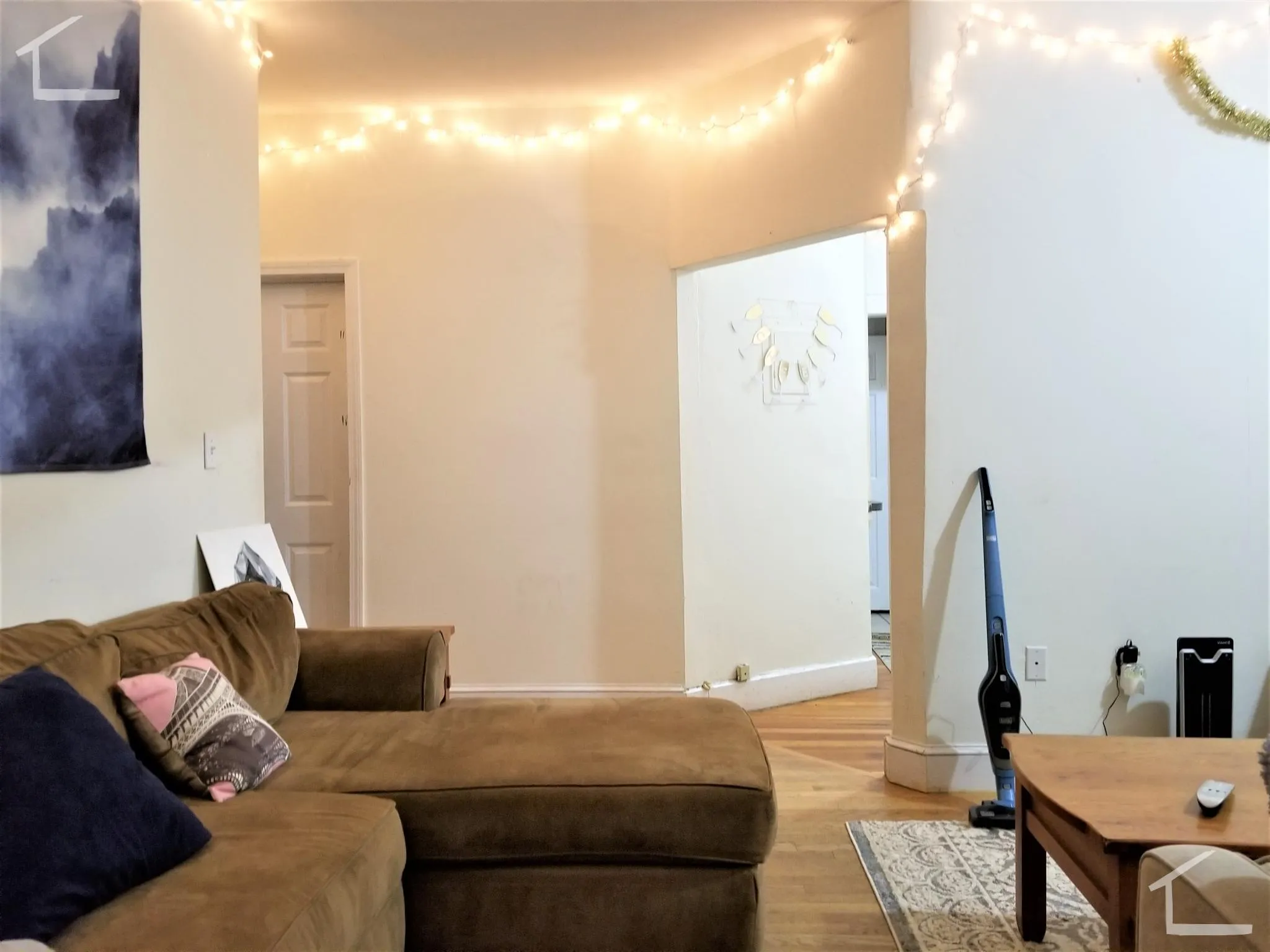 316 Saint Paul St, North Brookline