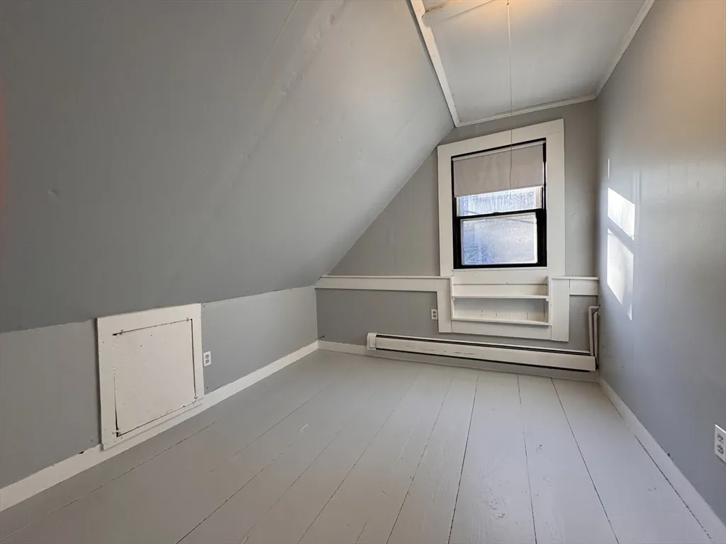 258 Walnut St, Bridgewater