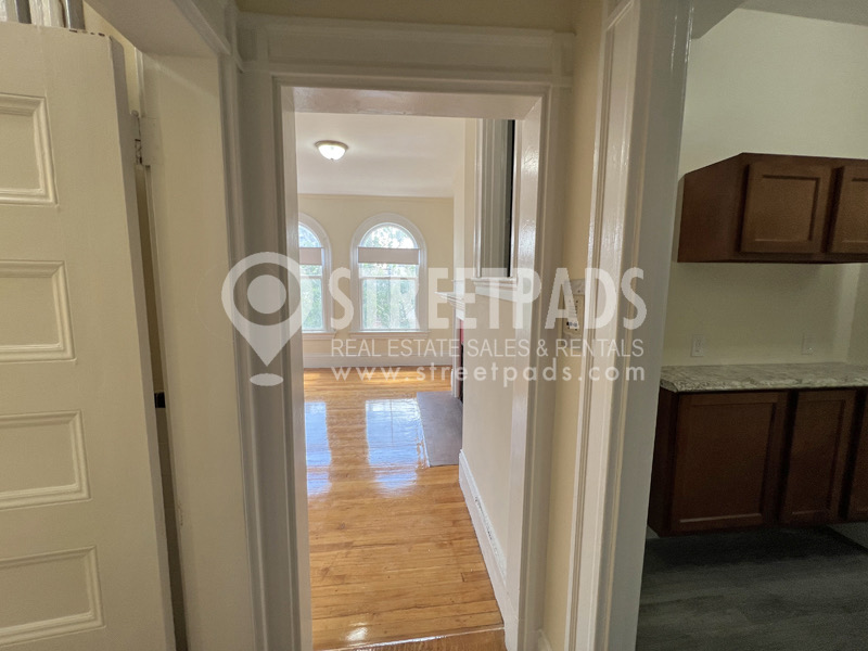 2 Ware St, Mid-Cambridge