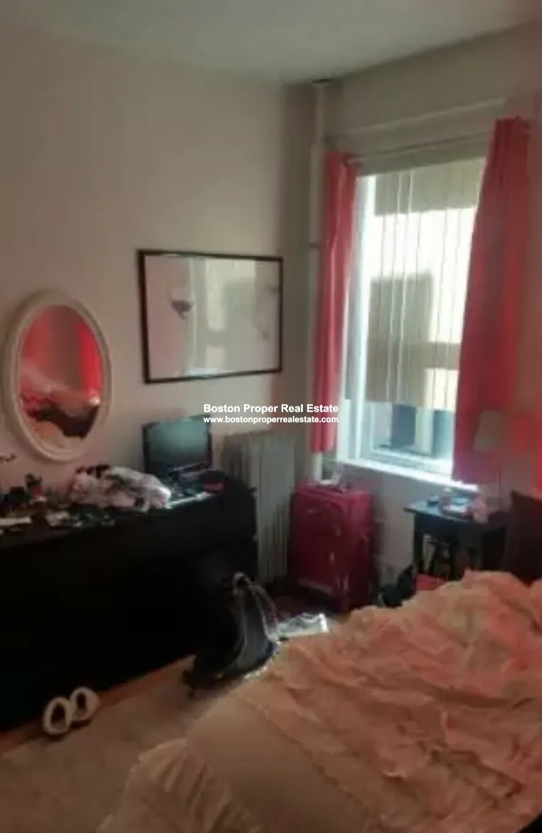 26 Hemenway St, Fenway