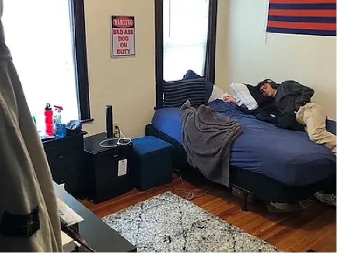 139 College Ave, Tufts