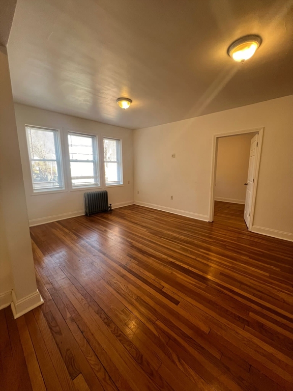 10 Yeamans St, Revere