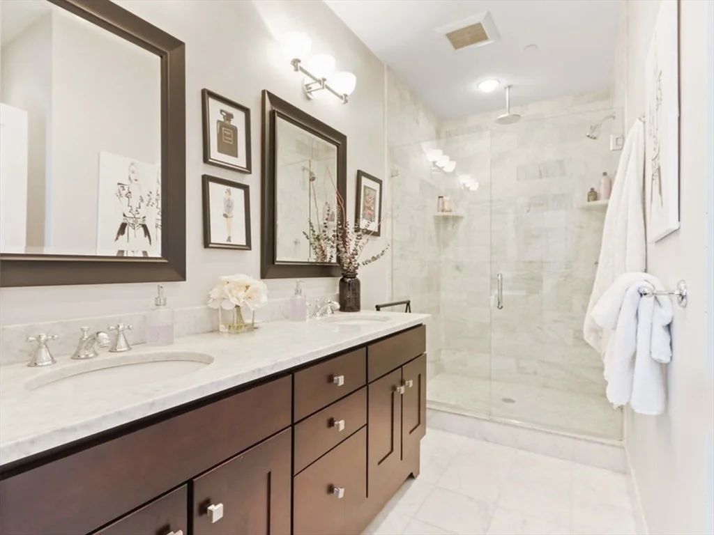 525 E 7th St, South Boston