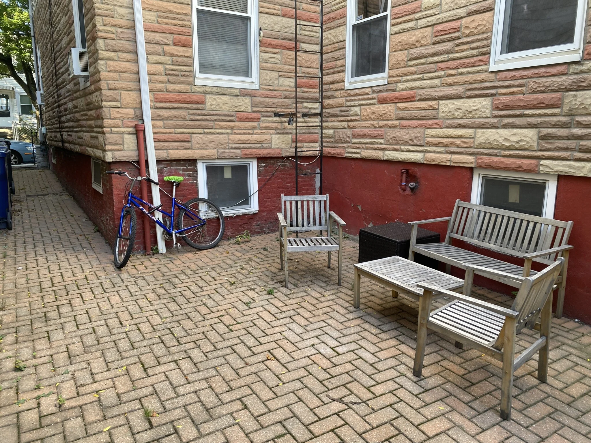 114 Thorndike St, East Cambridge