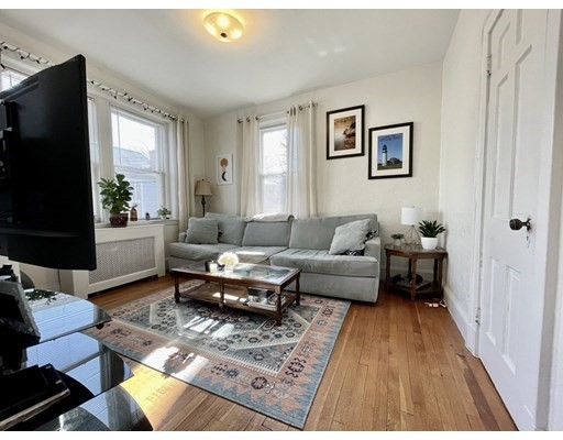 71 Martin St, Neighborhood Nine