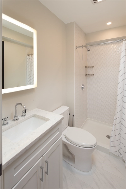 92 Brown St, Waltham