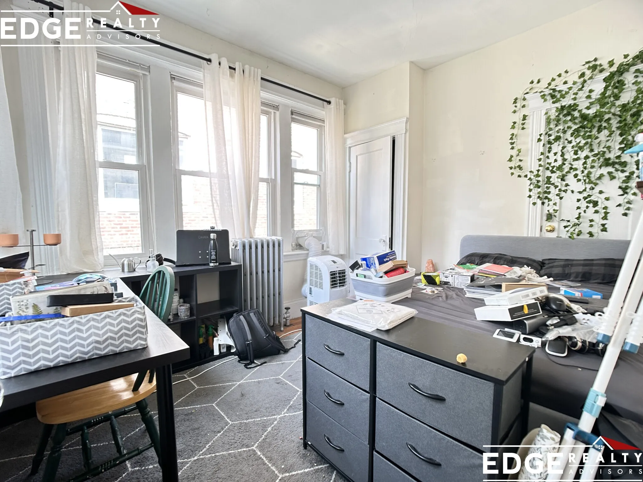 26 Park Vale Ave, Brighton