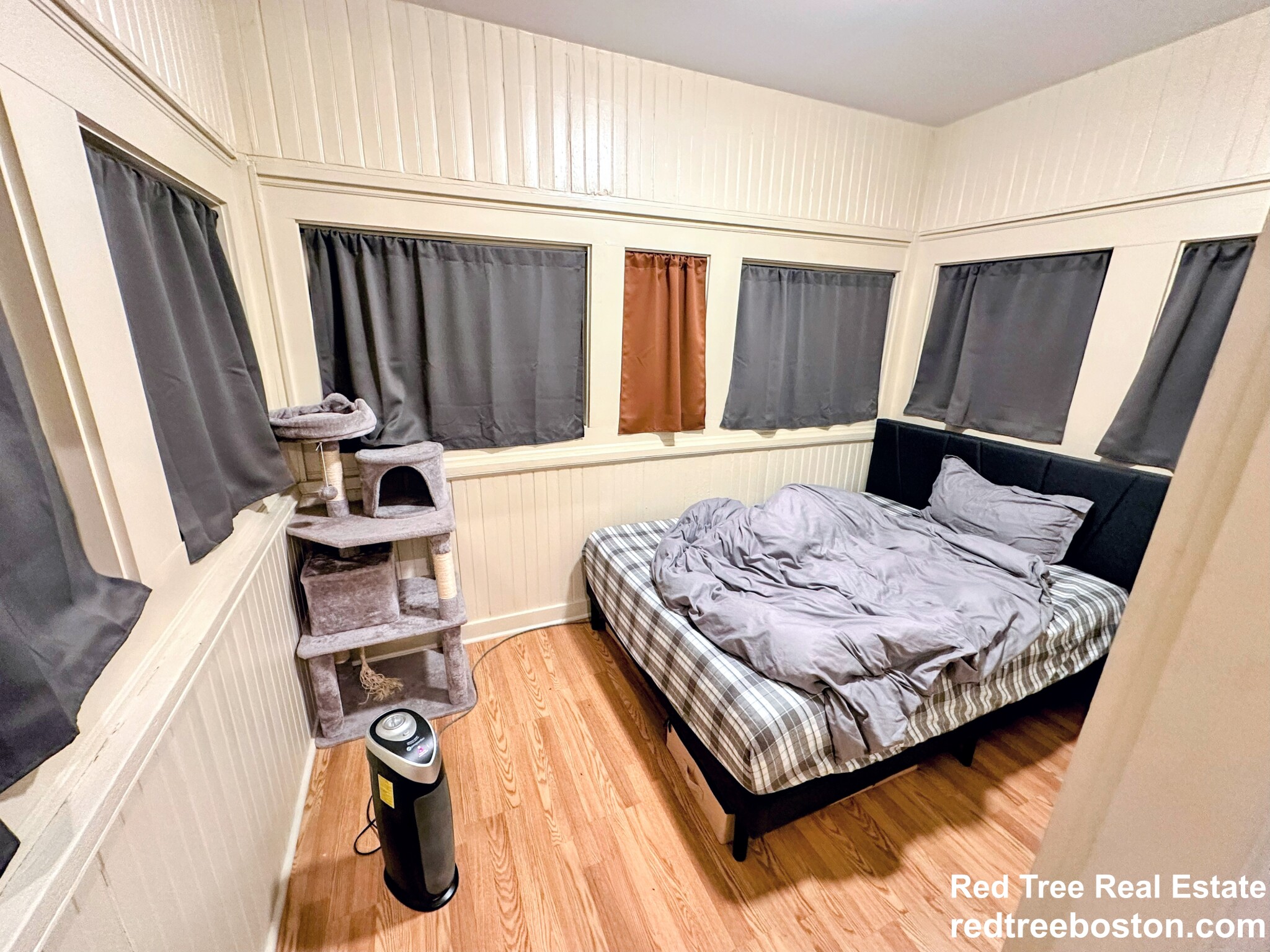 155 Spruce St, Watertown