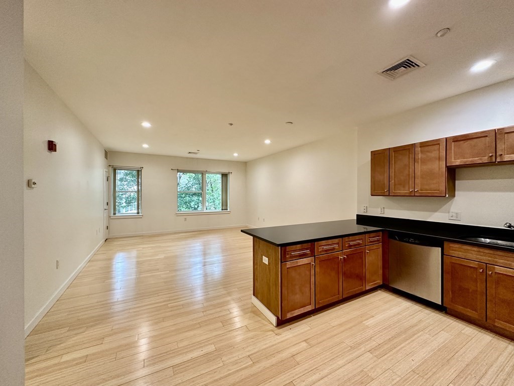 99 Chestnut Hill Ave, Brighton