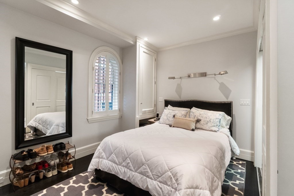 163 Marlborough St, Back Bay