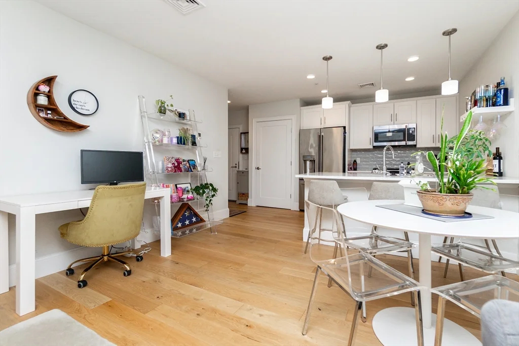 545 E 3rd St, South Boston