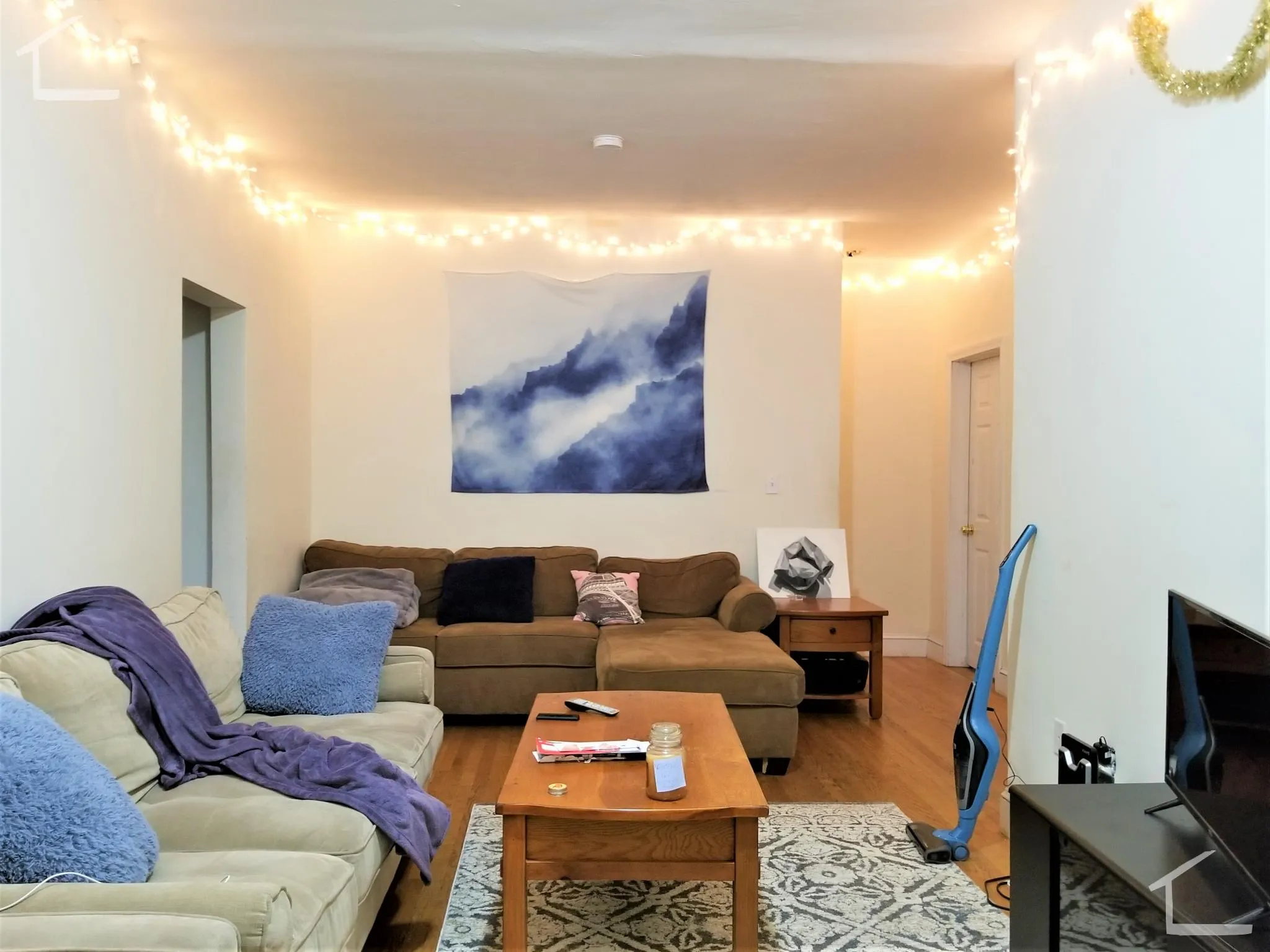 316 Saint Paul St, North Brookline