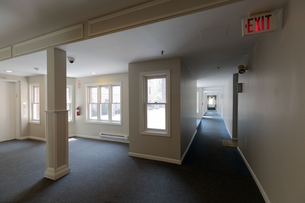 2456 Massachusetts Ave, North Cambridge