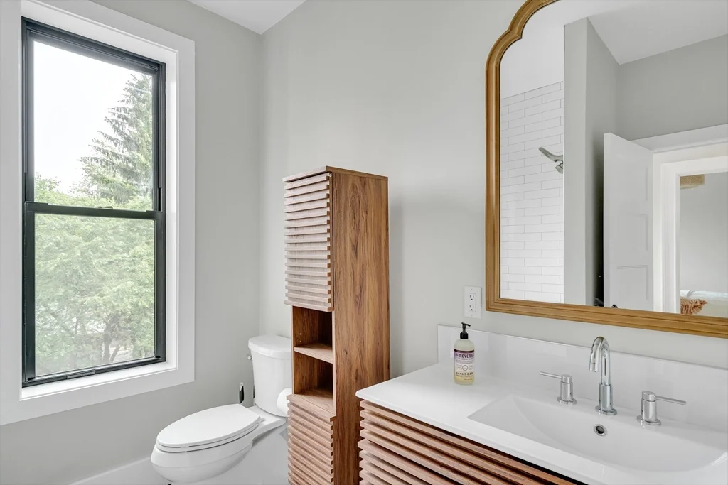 1485 Beacon St, Coolidge Corner