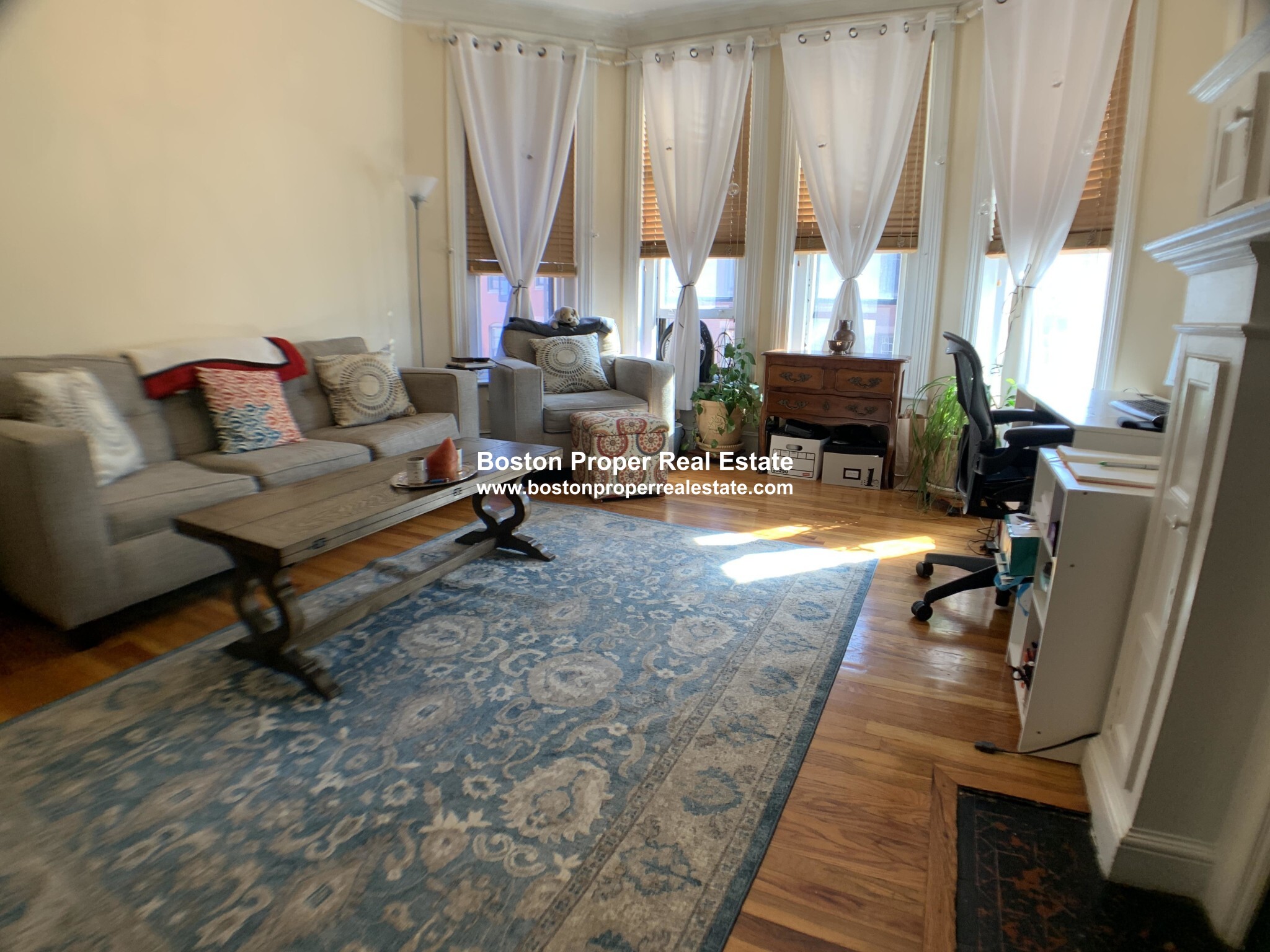 206 Commonwealth Ave, Back Bay