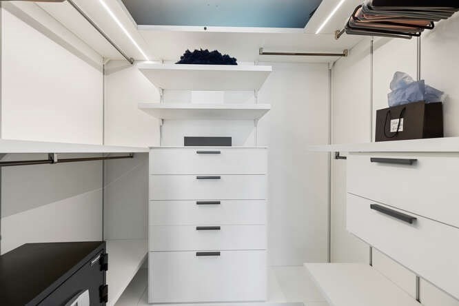 1 Franklin St, Midtown