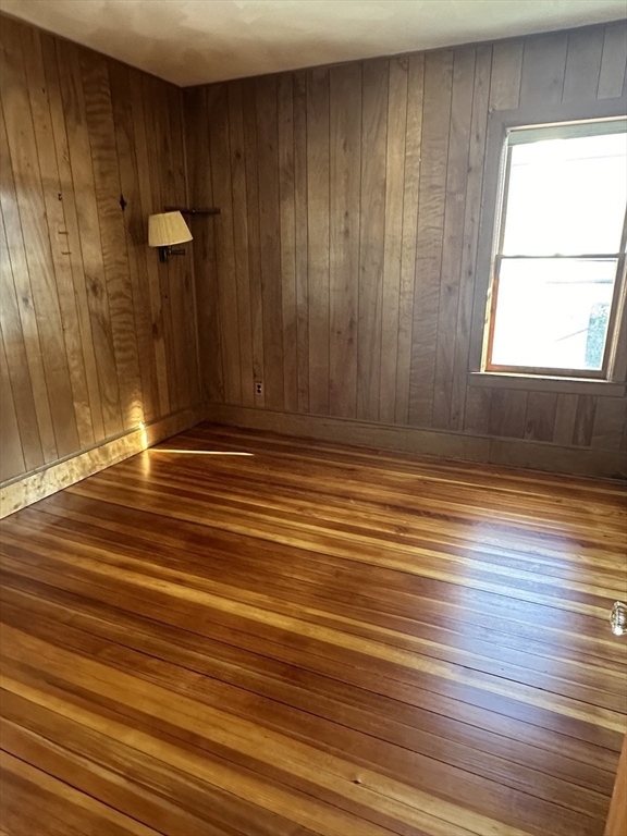 80 Upland Rd, Belmont