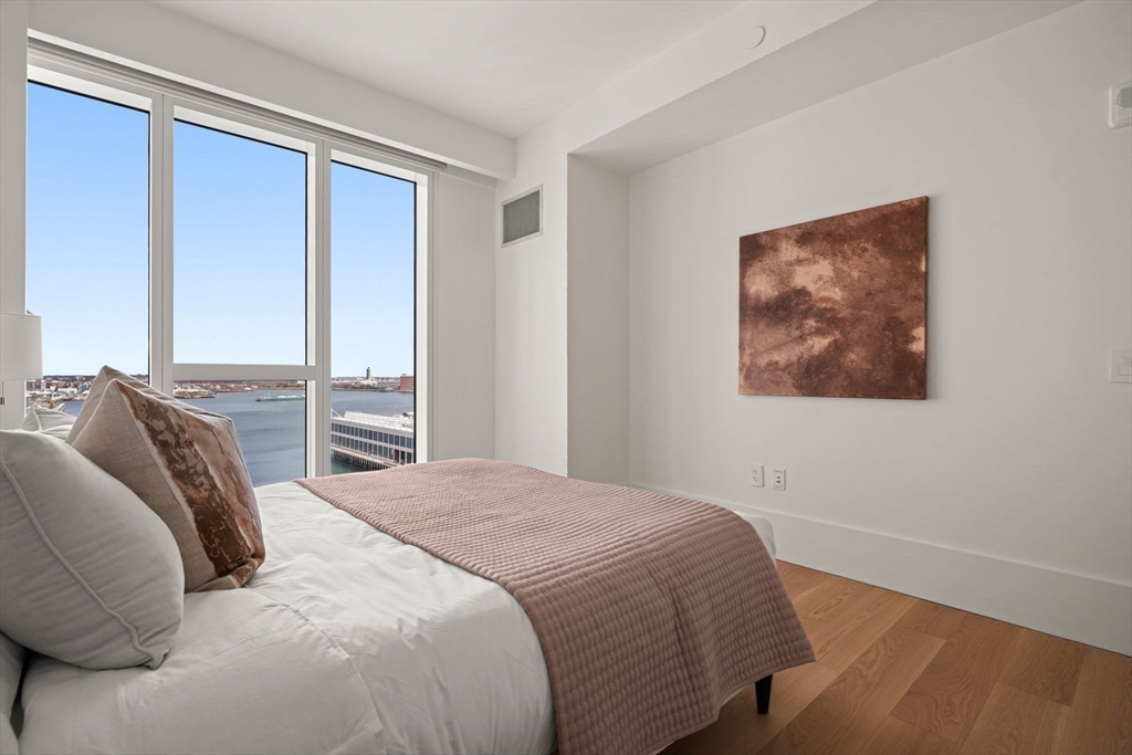 150 Seaport Boulevard, Seaport District