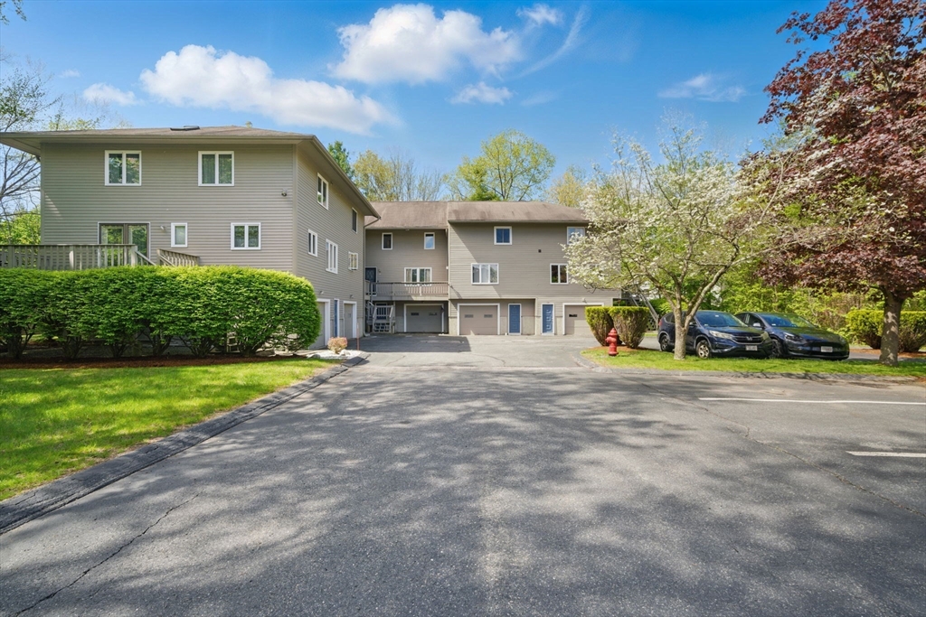 125 Chapin Rd, Hudson