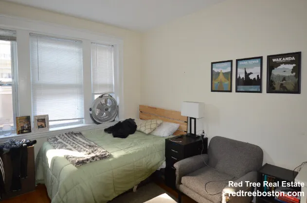 69 Babcock St, North Brookline