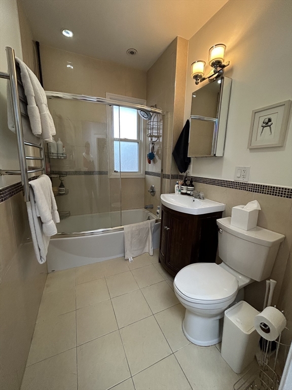 609 Centre St, Jamaica Plain